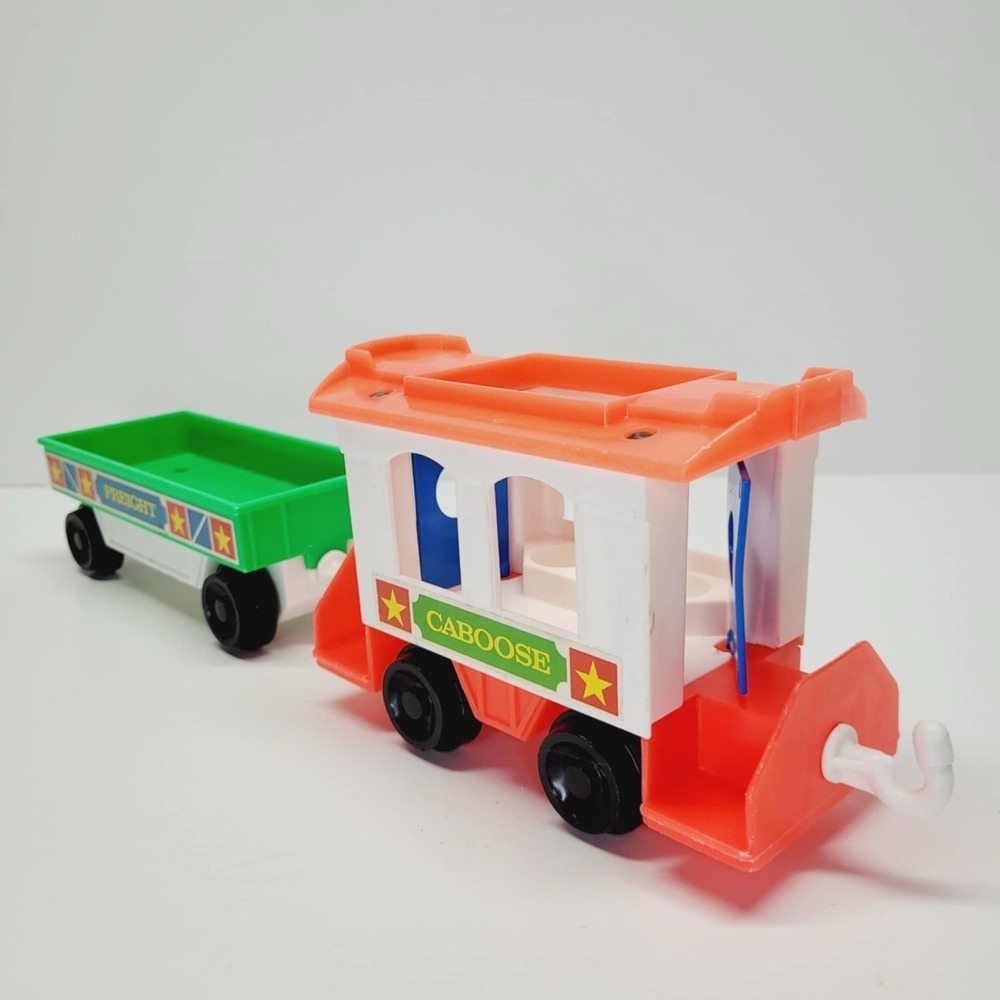Vintage Fisher Price LITTLE PEOPLE EXPRESS TRAIN #2581 2-Pieces Train Caboose‎